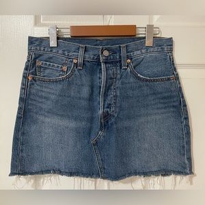 Levis denim mini skirt NWOT
